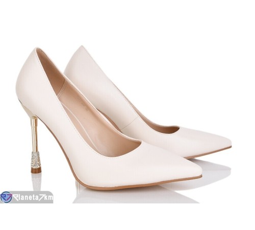 Туфлі жіночі на весну/осінь (6 пар р.35-40) бежевий  "MARADONA"