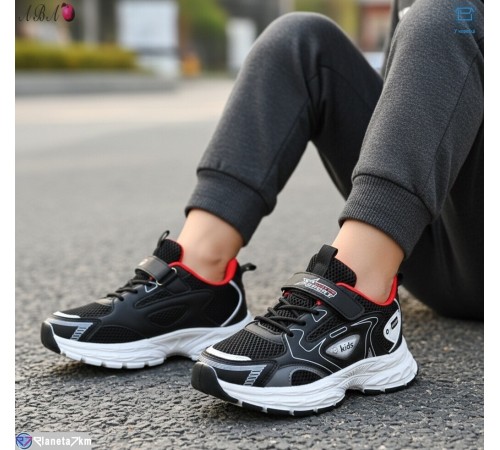 Дитячі кросівки на весну/осінь (6 пар р.32-37) чорний  "Aba"