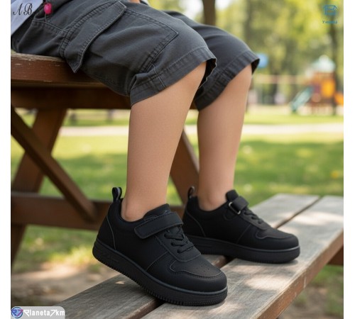 Дитячі кросівки на весну/осінь (8 пар р.32-37) чорний  "Aba"