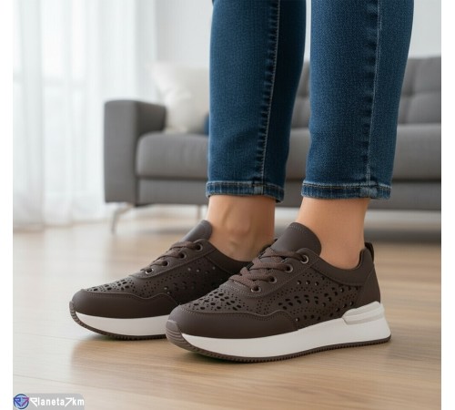 Кросівки жіночі на літо (8 пар р.36-41) коричневий  "LOREDANA"